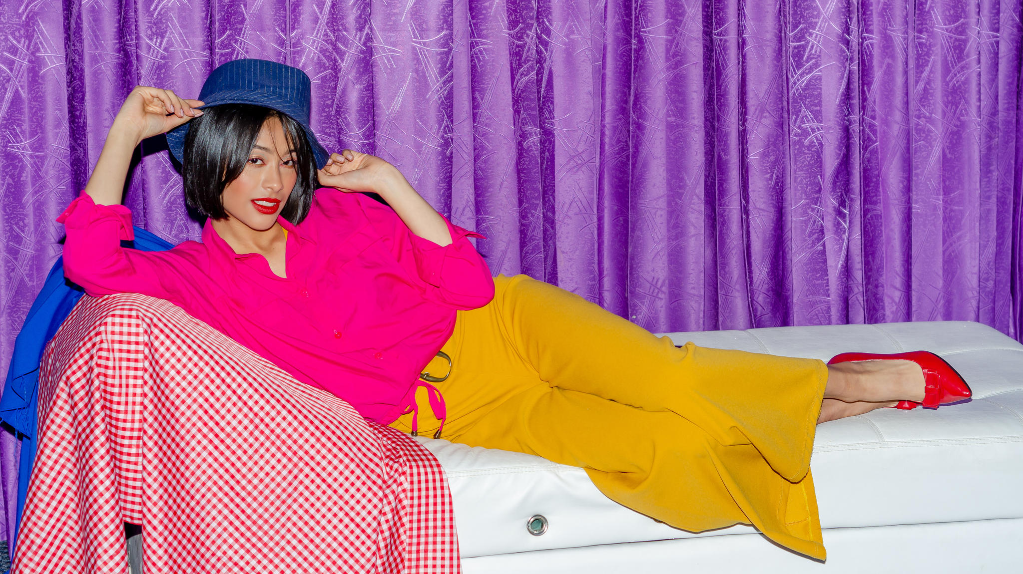 BRIGITTE | COUCH | GALA: Style Day